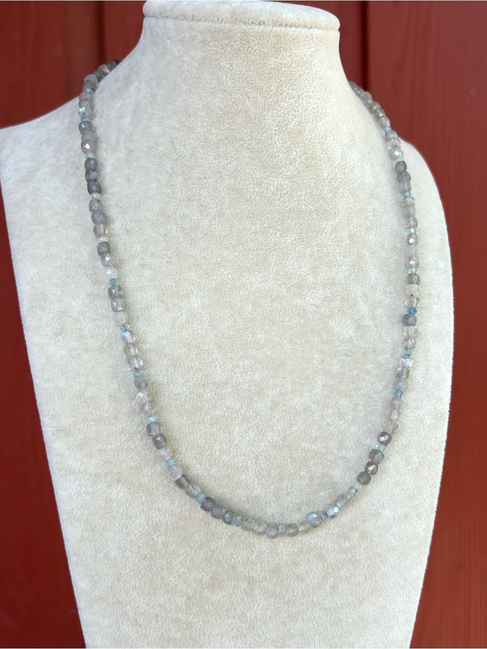Labradorite necklace - Picture 6 of 6